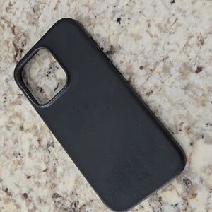 iPhone 14 pro leather case
